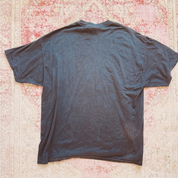 Hanes HeavyWeight, Men’s Vintage Graphic Black T-Shirt - Picture 2 of 4